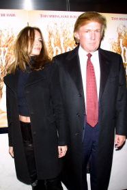 Donald Trump and Melania, 2001, NY 9.jpg